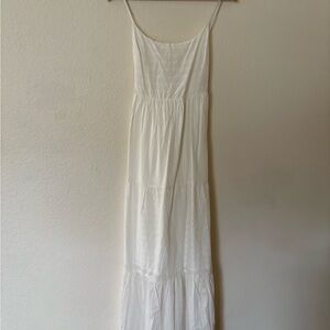 Forever 21 NWT White Tiered Open Back Maxi Dress S